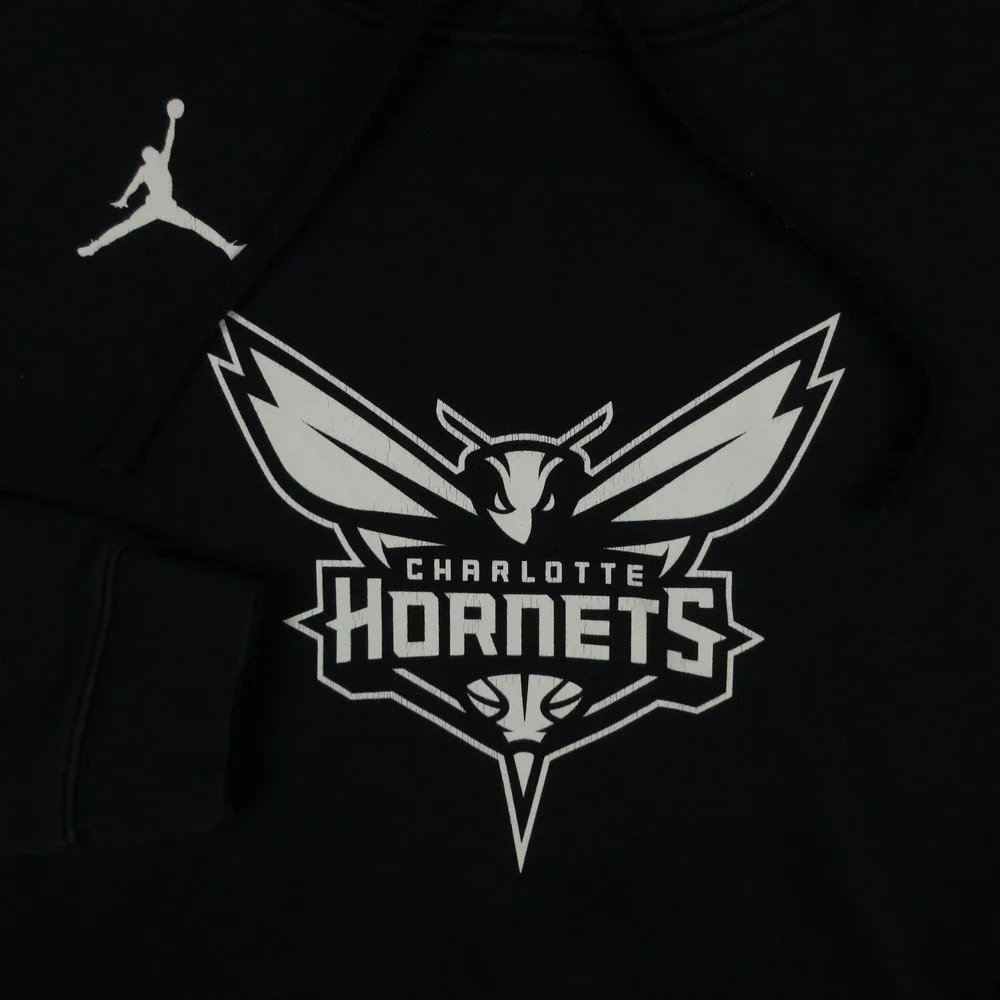 Charlotte Hornets Sweater Mens Large Black Hoodie Sweatshirt Nike Jordan Logo